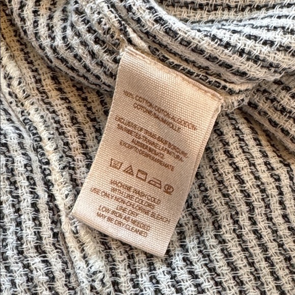 Free People Such Good Things Top
FREE PEOPLE - Picture 8 of 10